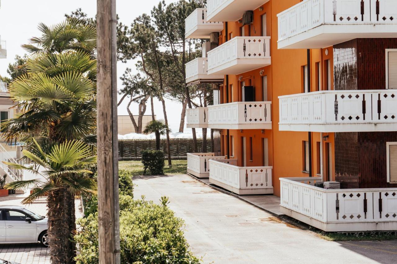 Casa Zanelli Apartment Lignano Sabbiadoro Luaran gambar