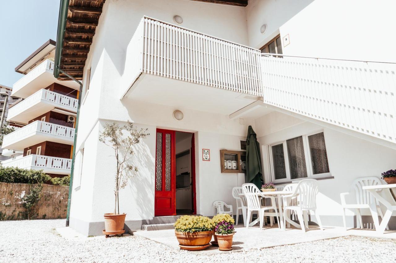 Casa Zanelli Apartment Lignano Sabbiadoro Luaran gambar