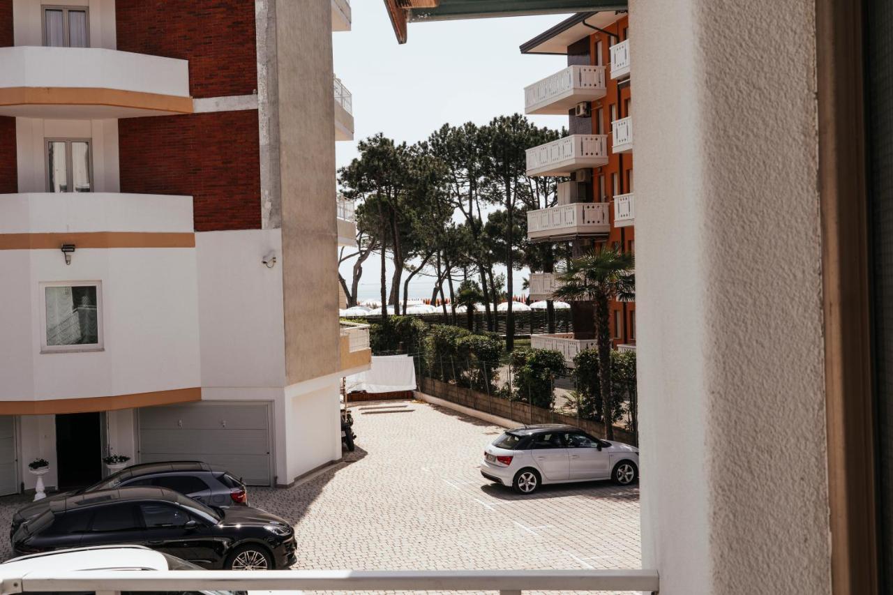 Casa Zanelli Apartment Lignano Sabbiadoro Luaran gambar