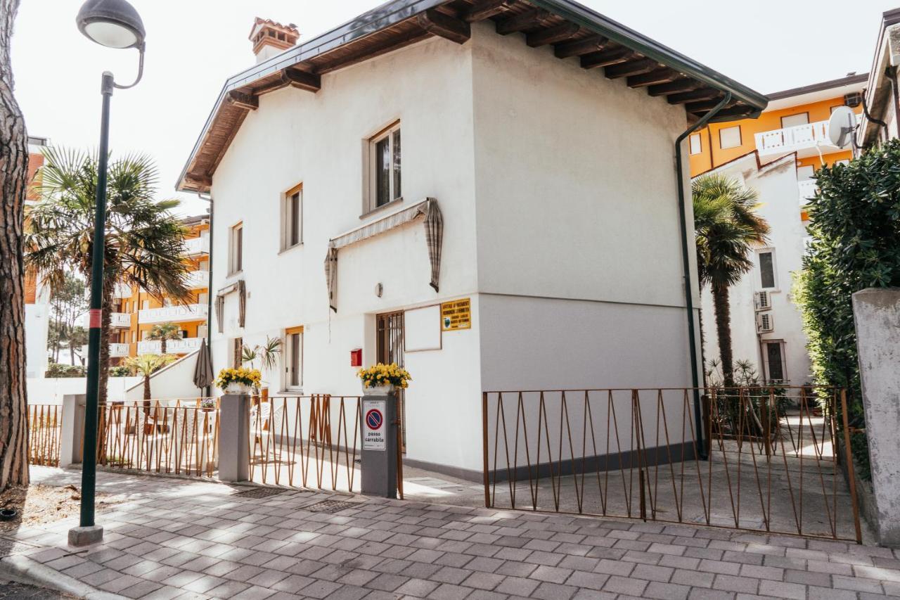 Casa Zanelli Apartment Lignano Sabbiadoro Luaran gambar