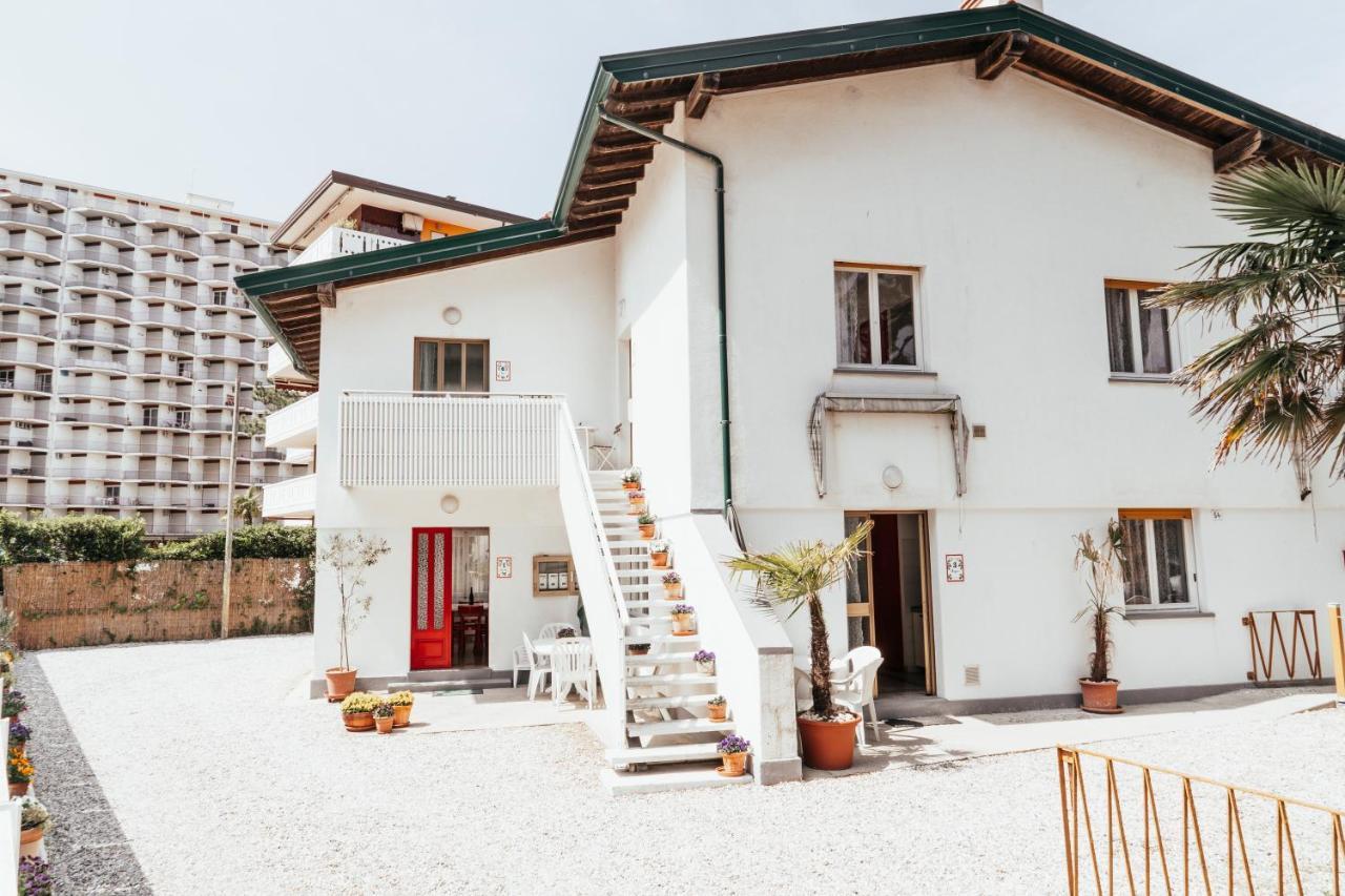 Casa Zanelli Apartment Lignano Sabbiadoro Luaran gambar